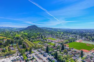 1323 Prentice Dr, Healdsburg, CA 95448 - Photo 46