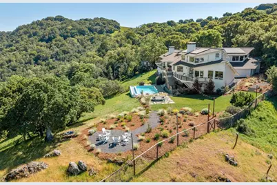 836 Fawn Drive, San Anselmo, CA 94960 - Photo 2