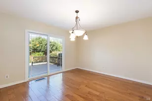 2183 Warwick Dr, Santa Rosa, CA 95405 - Photo 4