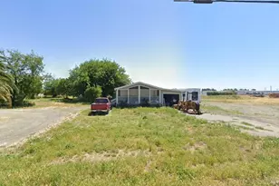 8748 Robben Rd, Dixon, CA 95620 - Photo 2