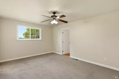 4305 Petaluma Hill Road, Santa Rosa, CA 95404 - Photo 16