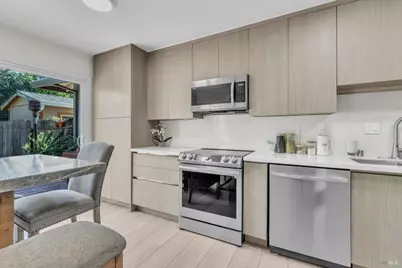 4820 Greenridge Court, Fairfield, CA 94534 - Photo 6