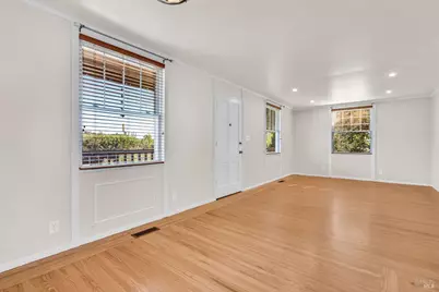 417 Moorland Street, Vallejo, CA 94589 - Photo 2