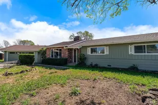 878 Pauline Ct, Santa Rosa, CA 95401 - Photo 2