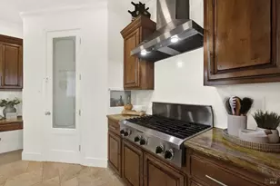 213 Cardwell Ct, Napa, CA 94559 - Photo 32