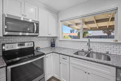 1131 Bedford Way, Vacaville, CA 95687 - Photo 22