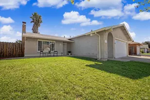 1131 Bedford Way, Vacaville, CA 95687 - Photo 2