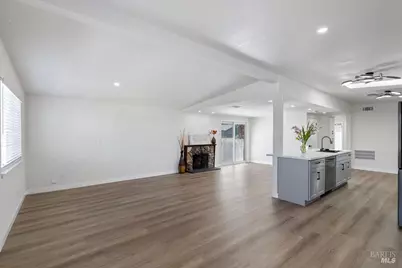 207 Wilshire Avenue, Vallejo, CA 94591 - Photo 6