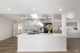 207 Wilshire Ave, Vallejo, CA 94591 - Photo 10