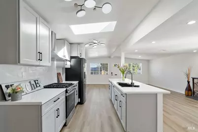 207 Wilshire Avenue, Vallejo, CA 94591 - Photo 8