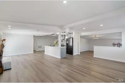 207 Wilshire Avenue, Vallejo, CA 94591 - Photo 4