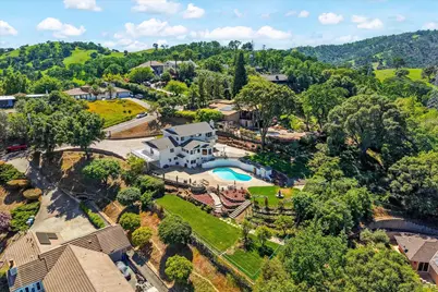 160 Wykoff Drive, Vacaville, CA 95688 - Photo 2