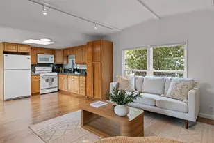 204 Barcelona Ave, Novato, CA 94949 - Photo 14