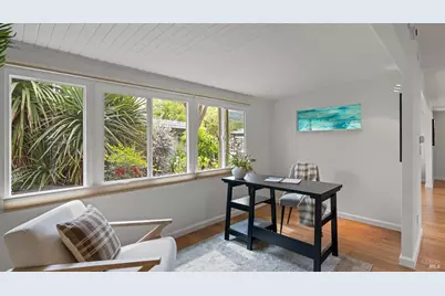 204 Barcelona Avenue, Novato, CA 94949 - Photo 12