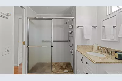 204 Barcelona Avenue, Novato, CA 94949 - Photo 16