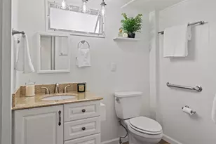 204 Barcelona Ave, Novato, CA 94949 - Photo 16