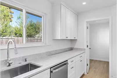519 7th Street, Petaluma, CA 94952 - Photo 12