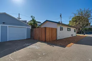 519 7th St, Petaluma, CA 94952 - Photo 24