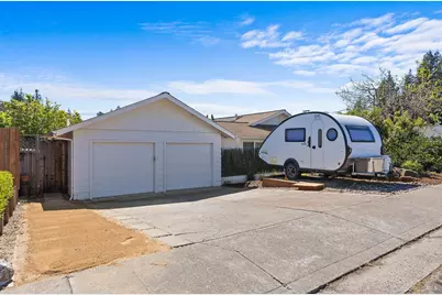 2126 Northwood Drive, Santa Rosa, CA 95404 - Photo 40