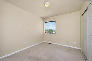 19176 Stonegate Rd, Hidden Valley Lake, CA 95467 - Photo 14