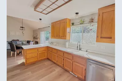 16491 Ridgecrest Court, Hidden Valley Lake, CA 95467 - Photo 18
