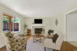 1934 Summit Dr, Fairfield, CA 94534 - Photo 4
