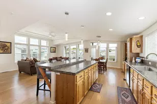 121 Cabana Dr, Napa, CA 94558 - Photo 10