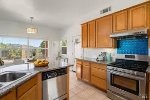 154 Camino Del Sol Ct, Vallejo, CA 94591 - Photo 28
