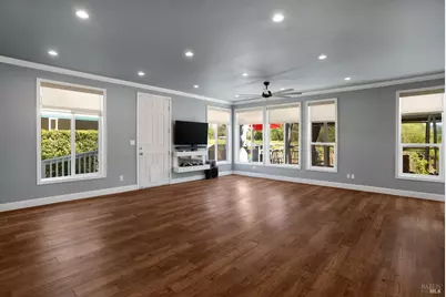 106 Shamrock Circle, Santa Rosa, CA 95403 - Photo 16