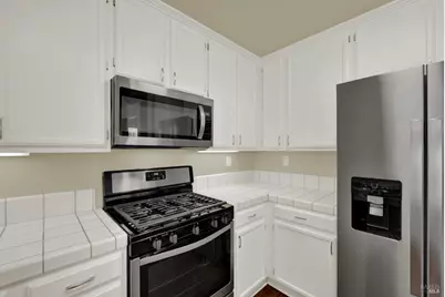 845 Vassar Drive, Vacaville, CA 95687 - Photo 20