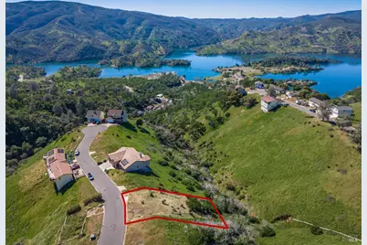 318 Black Oak Lane, Napa, CA 94558 - Photo 2