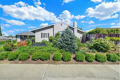 3225 W Pelham Court, Fairfield, CA 94534 - Photo 10