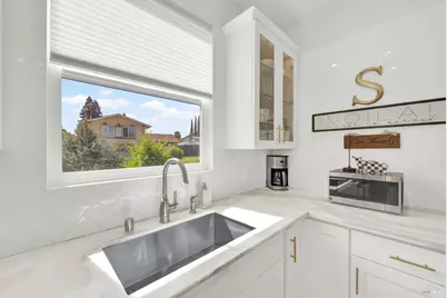 3225 W Pelham Court, Fairfield, CA 94534 - Photo 44