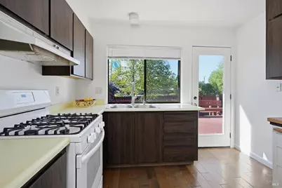 405 Korbel Place, Santa Rosa, CA 95409 - Photo 12