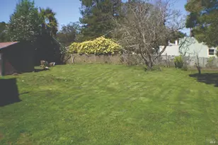 518 Galland St, Petaluma, CA 94952 - Photo 2