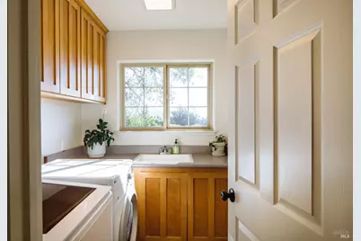 96 Valley View Drive, Petaluma, CA 94952 - Photo 68