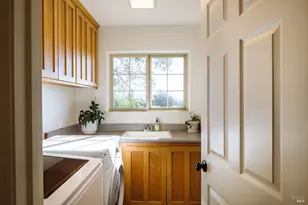 96 Valley View Dr, Petaluma, CA 94952 - Photo 68