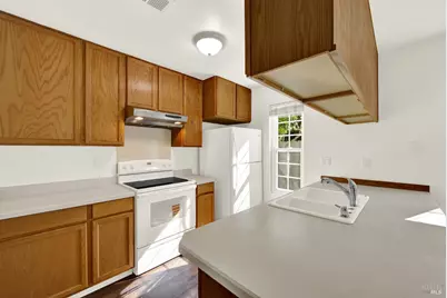 421 Sarah Way, Suisun City, CA 94585 - Photo 26