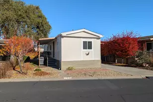 122 Burgundy Cir, Yountville, CA 94599 - Photo 2