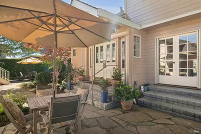 24 Mooring Road, San Rafael, CA 94901 - Photo 6