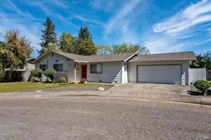 155 Foothill Ct, Ukiah, CA 95482 - Photo 2