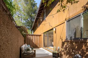 883 Magnolia Ave, Larkspur, CA 94939 - Photo 18