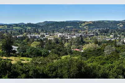 22 Monez Boulevard, Napa, CA 94559 - Photo 2