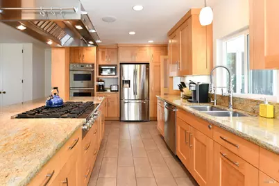 22 Monez Boulevard, Napa, CA 94559 - Photo 10