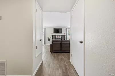 130 Arcadia Drive, Vacaville, CA 95687 - Photo 4