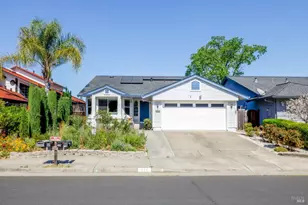 156 Cornell St, Windsor, CA 95492 - Photo 2