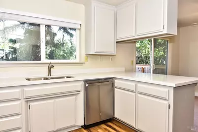 418 Nut Tree Road, Vacaville, CA 95687 - Photo 4