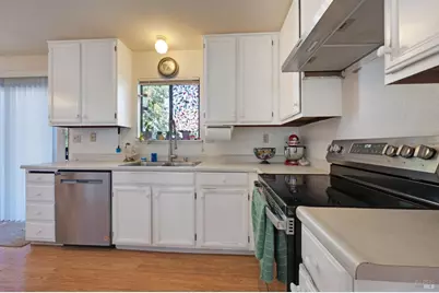 1311 Prentice Drive, Healdsburg, CA 95448 - Photo 18