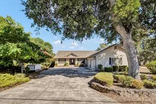 17120 Knollview Dr, Hidden Valley Lake, CA 95467 - Photo 2