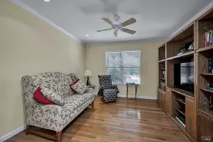 17120 Knollview Dr, Hidden Valley Lake, CA 95467 - Photo 12